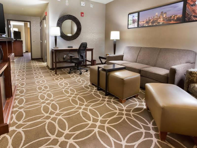 Drury Inn & Suites Louisville North Zewnętrze zdjęcie